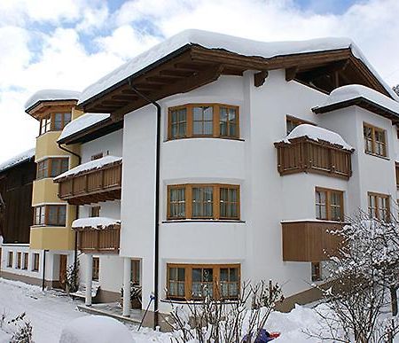 圣安东阿尔贝格Hof Am Arlberg - Familie Walter公寓 外观 照片